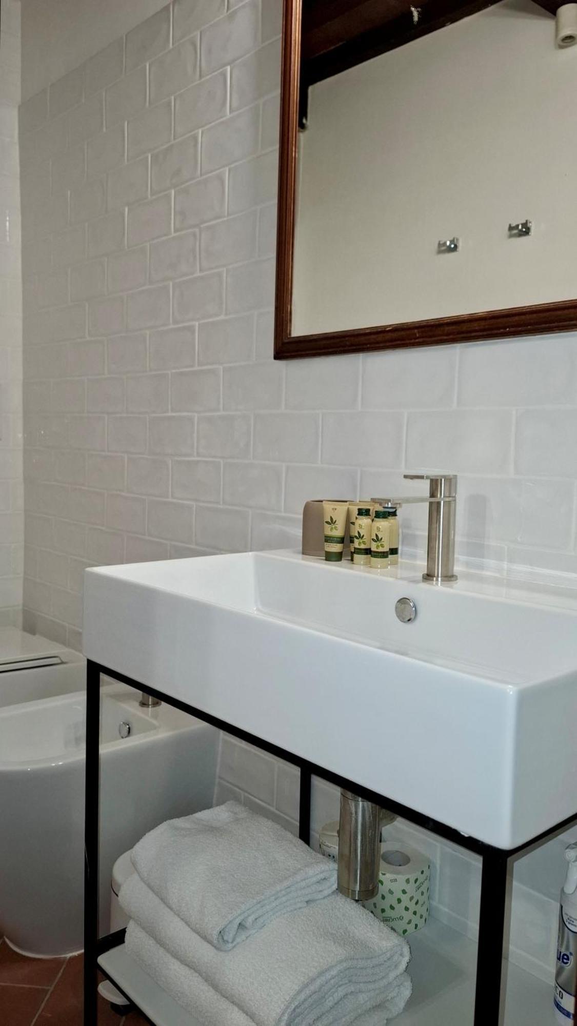 Aurora'S, Renaissance Suite, Historic Apartment, Pivot Location, Few Walks From All, Ac Bedroom Флоренция Экстерьер фото